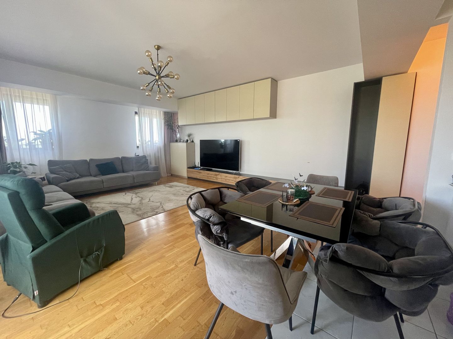 Apartment 3 rooms | Terrace 100 sq m | Pipera area