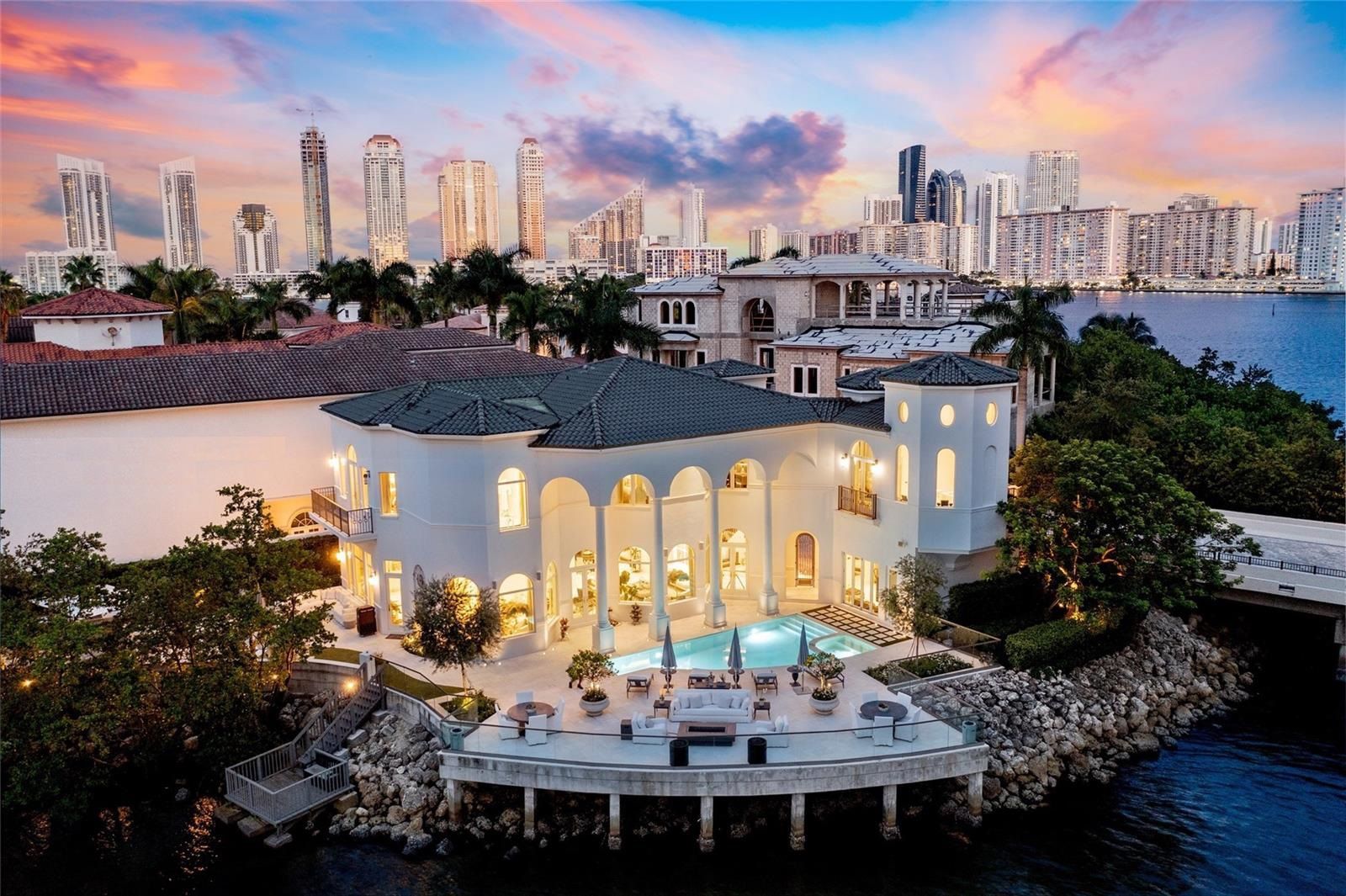 Vila unica Miami Estates Islands! Un vis in mijlocul valurilor luxului autentic!