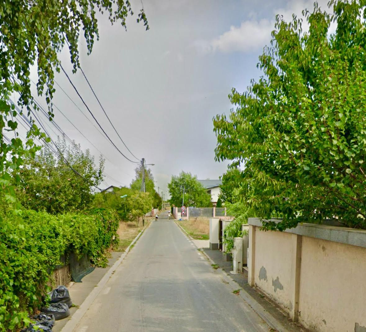Intra-village land for sale in Otopeni with the ideal shape