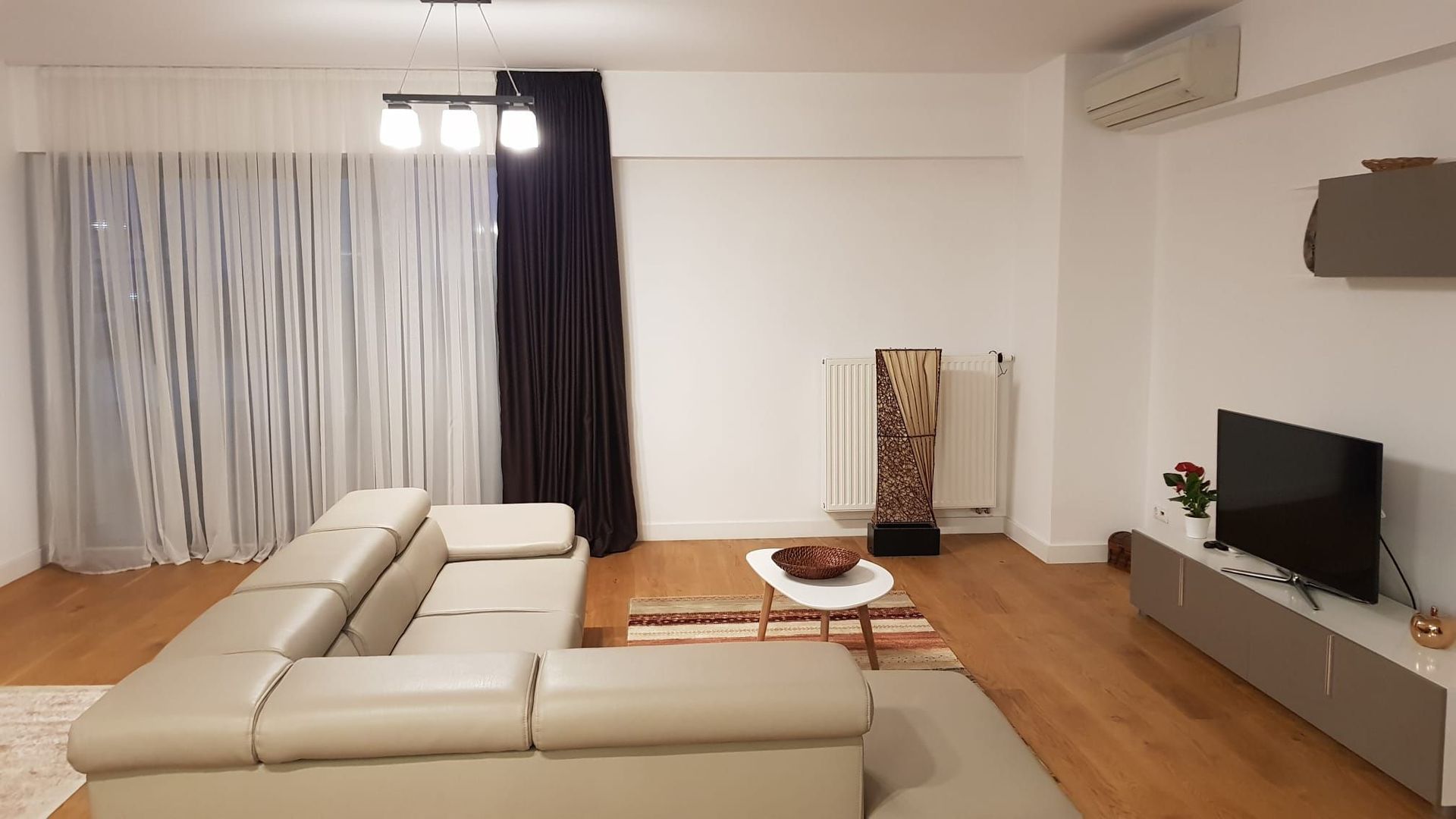 Apartament 2 camere | Foarte Spatios | Zona Floreasca
