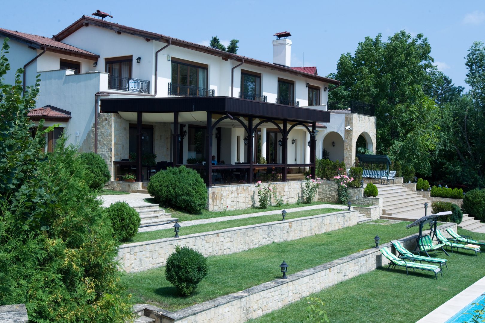 Luxury villa on the shore of Snagov lake - Silistea Snagovului