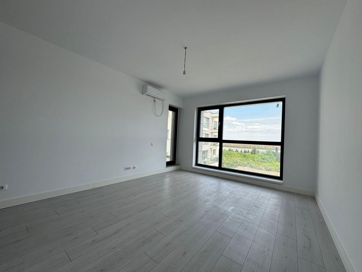 Apartment 2 rooms| Best Deal | Pipera area