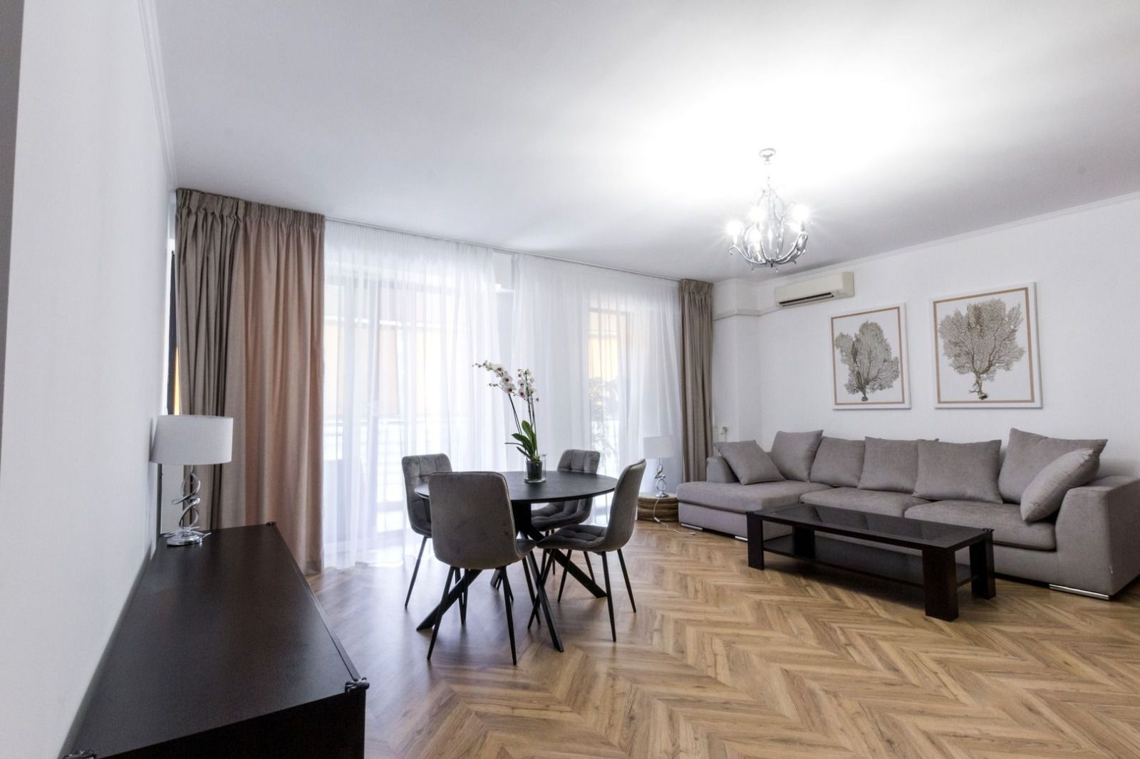 Apartment 3 rooms | Stefan cel Mare area | Superb